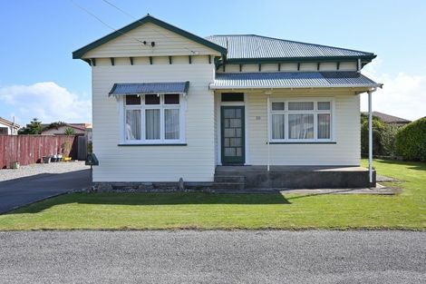 Photo of property in 30 Queen Street, Westport, 7825