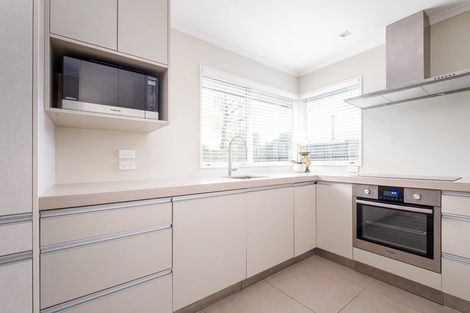 Photo of property in 2/77a Hinau Street, Riccarton, Christchurch, 8041