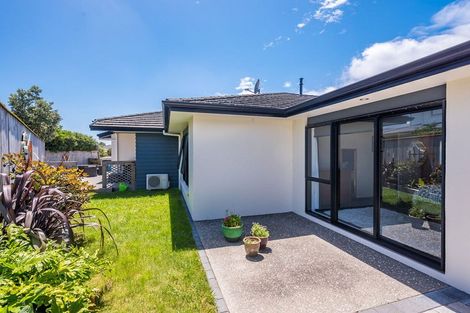 Photo of property in 9 Telford Way, Raumati Beach, Paraparaumu, 5032