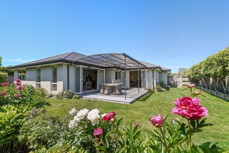 Photo of property in 28 Chesterfield Place, Rangiora, 7400