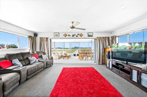 Photo of property in 80 Campbell Road, Parua Bay, Onerahi, 0192