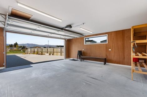 Photo of property in 3 Pepperwood Green, Albert Town, Wanaka, 9305