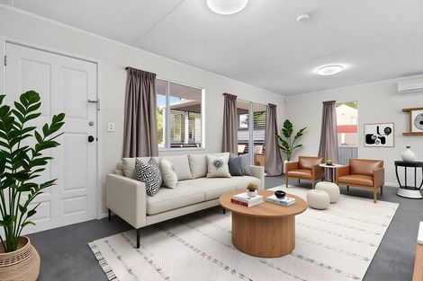 Photo of property in 23 Everglade Drive, Goodwood Heights, Auckland, 2105