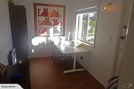 Photo of property in 379 Muritai Road, Eastbourne, Lower Hutt, 5013