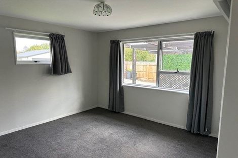 Photo of property in 82 Lowry Avenue, Redwood, Christchurch, 8051