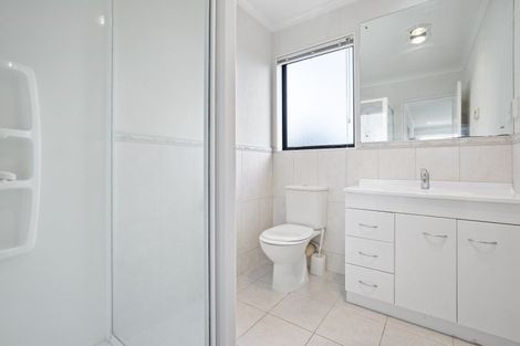 Photo of property in 9 Greta Banks Place, Wattle Downs, Auckland, 2103