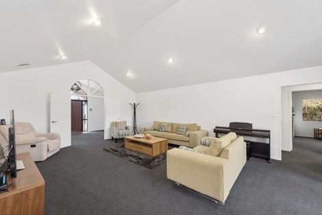 Photo of property in 19 Montrose Crescent, Huntington, Hamilton, 3210