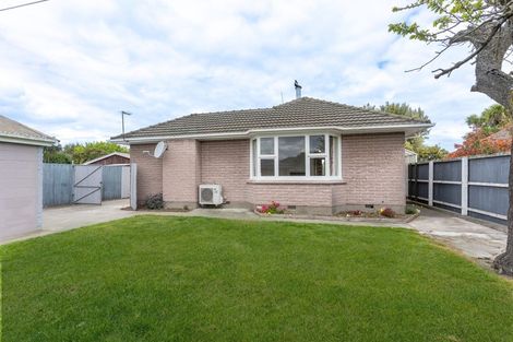 Photo of property in 4 Dunstan Crescent, Hornby, Christchurch, 8042