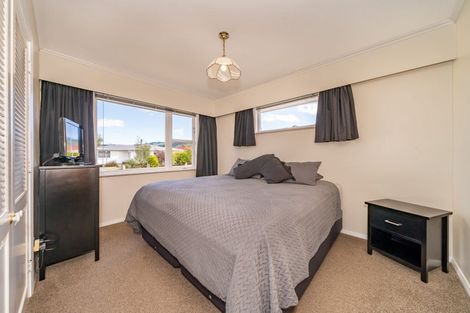 Photo of property in 48 Kashmir Avenue, Clouston Park, Upper Hutt, 5018