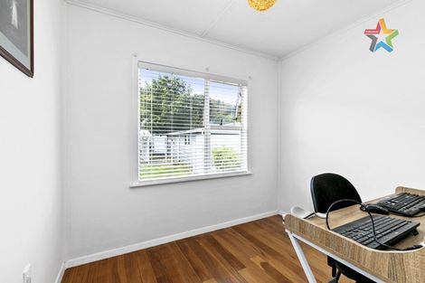 Photo of property in 69 Peel Place, Wainuiomata, Lower Hutt, 5014