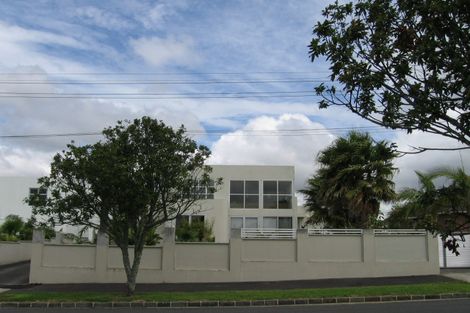 Photo of property in 49a Wainui Avenue, Point Chevalier, Auckland, 1022