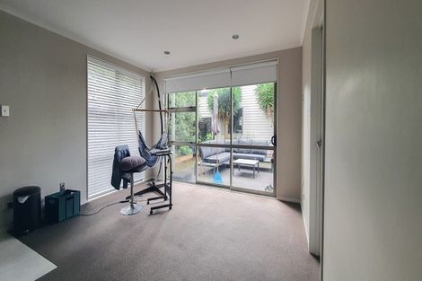 Photo of property in 63 Bruce Pulman Drive, Takanini, 2112