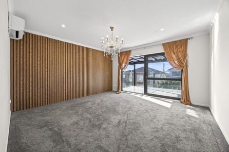 Photo of property in 16 Lime Hill Rise, Flat Bush, Auckland, 2019