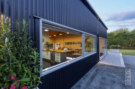 Photo of property in 69a Waikoukou Valley Road, Waimauku, 0882