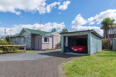 Photo of property in 59 Robinson Avenue, Holdens Bay, Rotorua, 3010