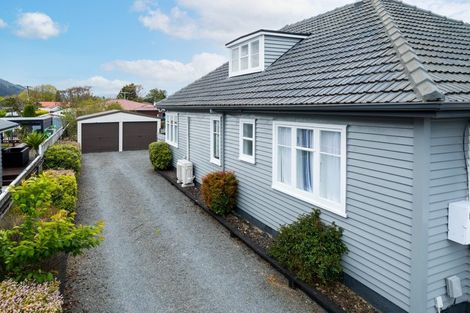 Photo of property in 28 Moonshine Road, Trentham, Upper Hutt, 5018