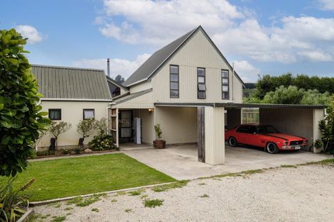 Photo of property in 6 Hill Road, Ormond, Gisborne, 4071