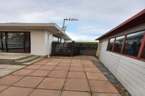 Photo of property in 1/90 Bayswater Crescent, Bromley, Christchurch, 8062
