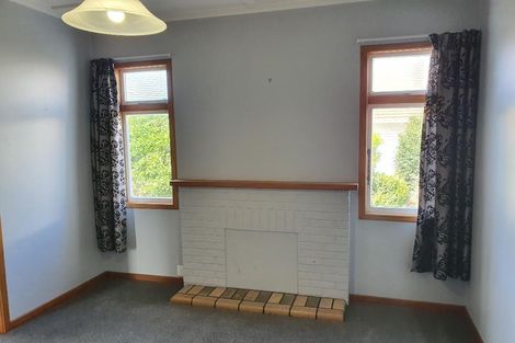 Photo of property in 70 Tukapa Street, Westown, New Plymouth, 4310