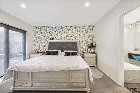 Photo of property in 24/19 Glencarron Place, Bethlehem, Tauranga, 3110