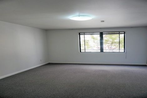 Photo of property in St James Courts, 4/77 Gloucester Street, Christchurch Central, Christchurch, 8013