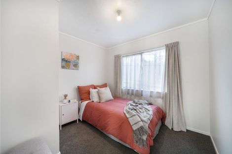 Photo of property in 21a Dorset Grove, Cannons Creek, Porirua, 5024