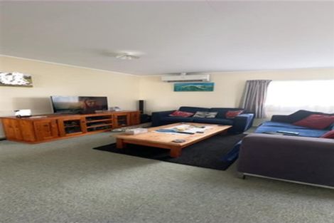 Photo of property in 19 Patons Road, Howick, Auckland, 2014