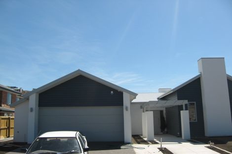 Photo of property in 20 Holbrook Way, Westmorland, Christchurch, 8025