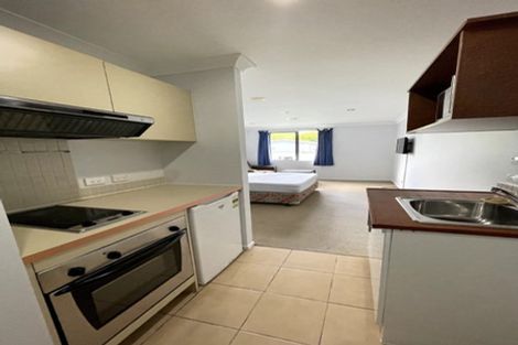 Photo of property in 1j/160 Symonds Street, Eden Terrace, Auckland, 1010