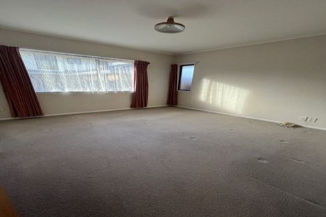 Photo of property in 2/1 Nelson Street, Papakura, 2110