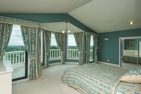 Photo of property in 24 Overdale Drive, Cashmere, Christchurch, 8022