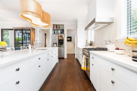 Photo of property in 6 Wairarapa Terrace, Merivale, Christchurch, 8014