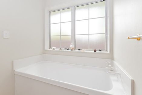 Photo of property in 9 Lynwood Place, Owhata, Rotorua, 3010