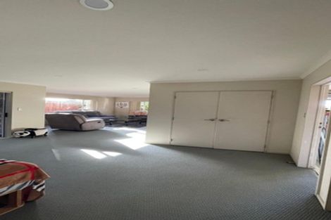 Photo of property in 25 Speyside Crescent, Flat Bush, Auckland, 2016