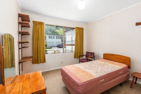 Photo of property in 71 Fyvie Avenue, Tawa, Wellington, 5028