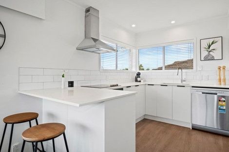 Photo of property in 1/15 Imogene Way, Half Moon Bay, Auckland, 2012
