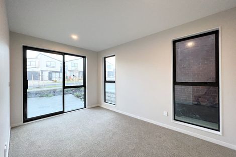 Photo of property in 6 Pohewa Road, Silverdale, 0932