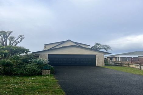 Photo of property in 48 Lakeside Drive, Orewa, 0931