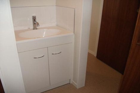 Photo of property in 4/7 Raroa Road, Kelburn, Wellington, 6012