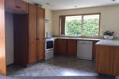 Photo of property in 2/395 Ilam Road, Bryndwr, Christchurch, 8053