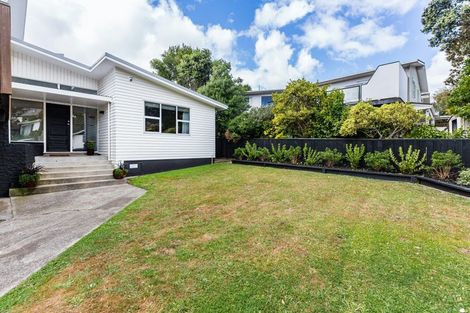 Photo of property in 37 Spinnaker Drive, Whitby, Porirua, 5024