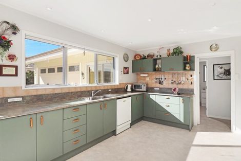 Photo of property in 128 Stanley Avenue, Te Aroha, 3320