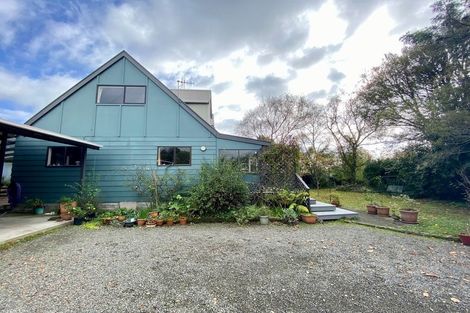 Photo of property in 8 Escort Grove, Awapuni, Palmerston North, 4412