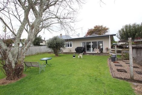 Photo of property in 116 Forest Lake Road, Forest Lake, Hamilton, 3200