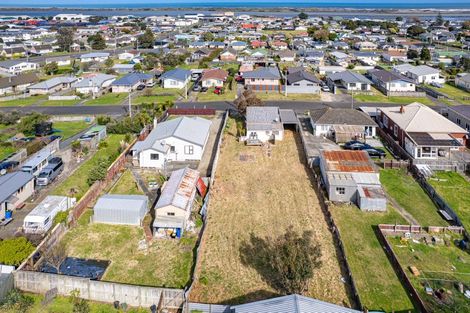 Photo of property in 27 Ruapehu Street, Castlecliff, Whanganui, 4501