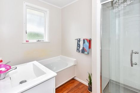 Photo of property in 22 Eastburn Street, Papakura, 2110