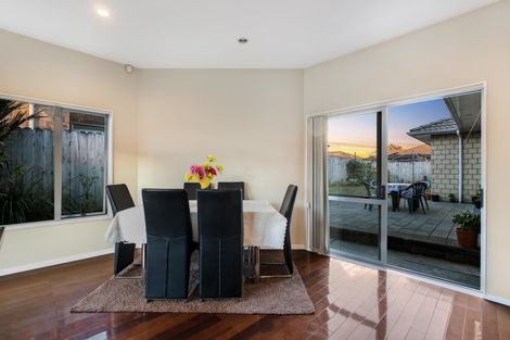 Photo of property in 25 Artillery Drive, Papakura, 2110