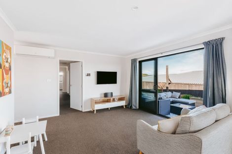 Photo of property in 14 Ridge Drive, Omokoroa, 3114