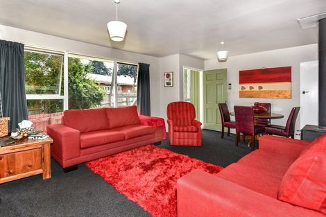 Photo of property in 2/27 Kawau Crescent, Bromley, Christchurch, 8062
