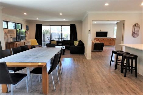 Photo of property in 4 Tuturu View, Ruakaka, 0116